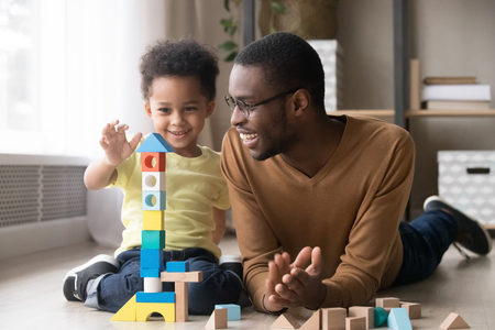 ATELIERS DE PREVENTION EN ORTHOPHONIE PAR L'ACCOMPAGNEMENT PARENTAL