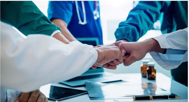 Le travail en équipe : coopérer pour mieux coordonner les soins de nos patients communs