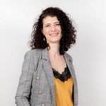 Karine DOBBELS